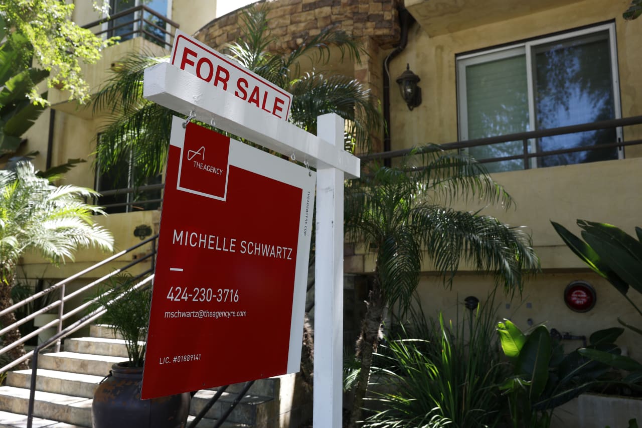 Pending home sales sink to 25-year low as buyers flee high mortgage rates — MarketWatch, Mexico City Real Estate news