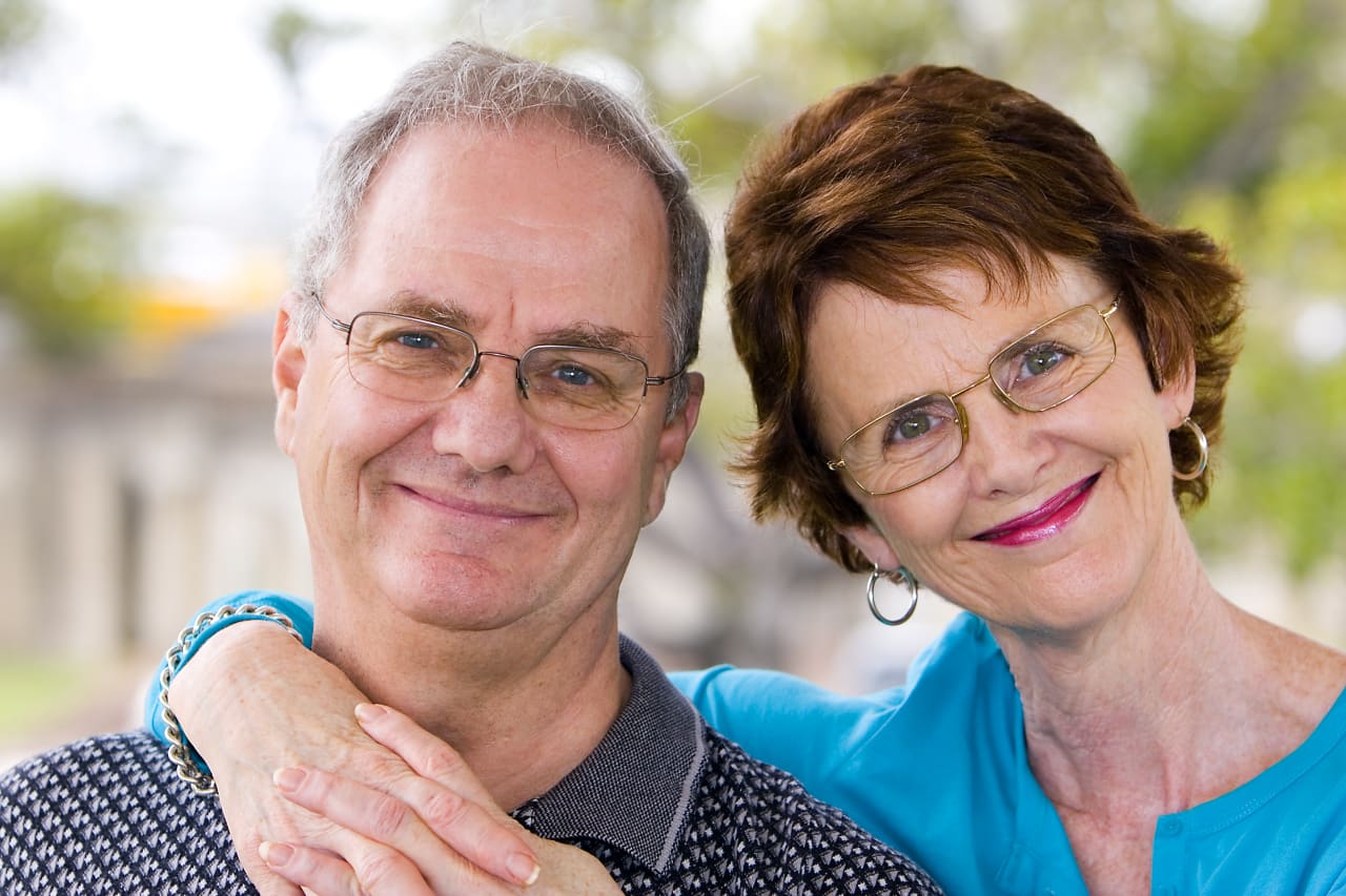 My wife says we can’t afford to retire. I vetoed her $8,000 trip to Italy. We’re in our 60s and have $4 million. Do I keep working? — MarketWatch, Mexico City Health news