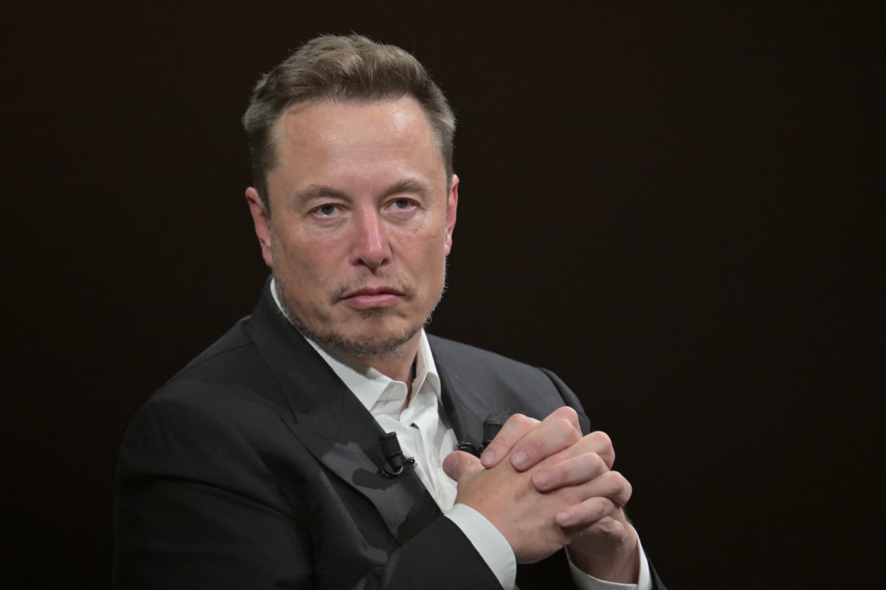 Tesla’s stock rises as Elon Musk drops new clues about a possible SpaceX merger — MarketWatch, Mexico City Business news