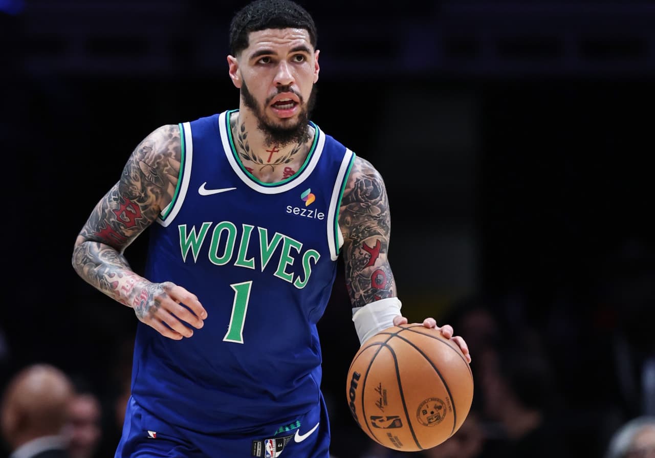 NBA star LaMelo Ball is selling his $2.6 million luxury condo in Charlotte after leaving the Hornets — MarketWatch